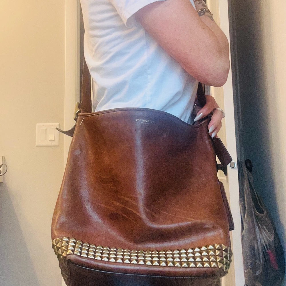 Coach VINTAGE Dark Brown Leather Shoulder Bag - Picture 13 of 13